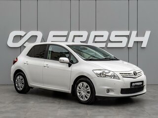 2011 Toyota Auris I Рестайлинг, белый, 1090000 рублей, вид 1
