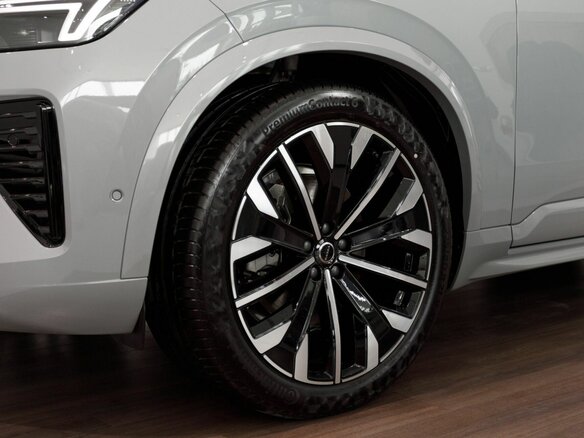 2026 Volvo XC90 B6 II Рестайлинг 2, серый - вид 19