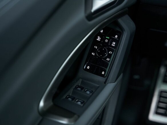 2026 Audi Q5 L III (GU), зелёный, 6399900 рублей - вид 20