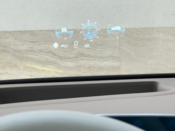 2025 Mercedes-Benz EQE SUV 500, чёрный, 7080000 рублей - вид 7