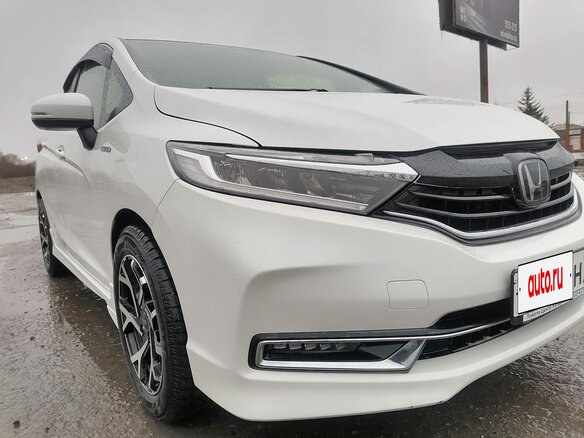 2019 Honda Shuttle II Рестайлинг, белый, 1349000 рублей - вид 9