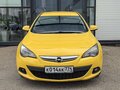 2012 Opel Astra GTC J Рестайлинг, жёлтый - вид 3