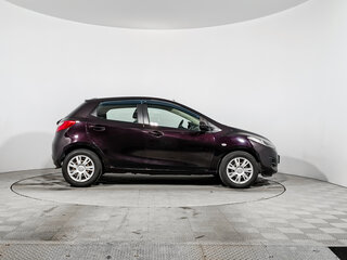 2012 Mazda 2 II Рестайлинг (DE2), красный, 520000 рублей, вид 4