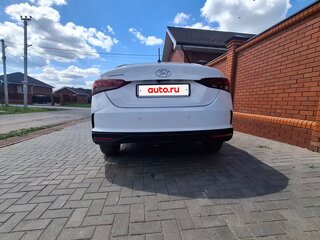 2021 Hyundai Solaris II Рестайлинг, белый, 1950000 рублей, вид 3