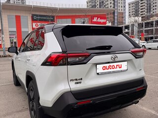 2021 Toyota RAV4 V (XA50), белый, 3850000 рублей, вид 5