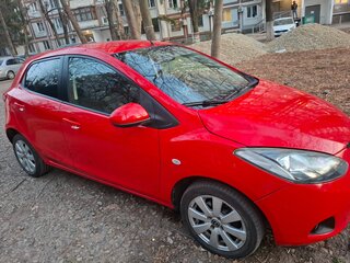 2008 Mazda 2 II (DE), красный, 690000 рублей, вид 2