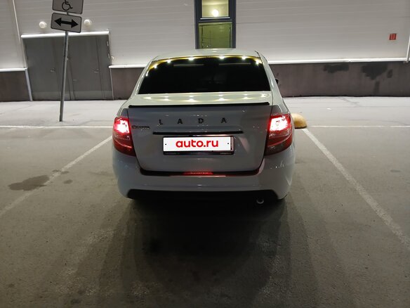 2019 Lada (ВАЗ) Granta I Рестайлинг, белый, 650000 рублей - вид 4