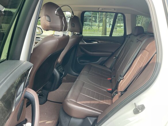 2018 BMW X3 20i xDrive III (G01), белый, 2950000 рублей - вид 16