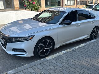 2018 Honda Accord X, белый, 1720000 рублей, вид 1