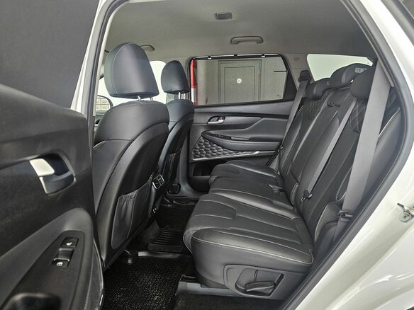 2021 Hyundai Santa Fe IV Рестайлинг, белый, 3699000 рублей - вид 19