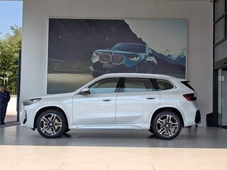 2026 BMW X1 Long 25Li sDrive III (U11/U12), белый, 4214444 рублей, вид 3