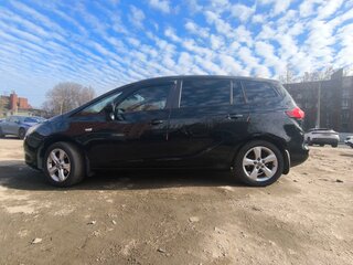 2013 Opel Zafira C, чёрный, 1050000 рублей, вид 4