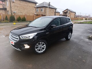 2019 Ford Kuga II Рестайлинг, чёрный, 1530000 рублей, вид 1