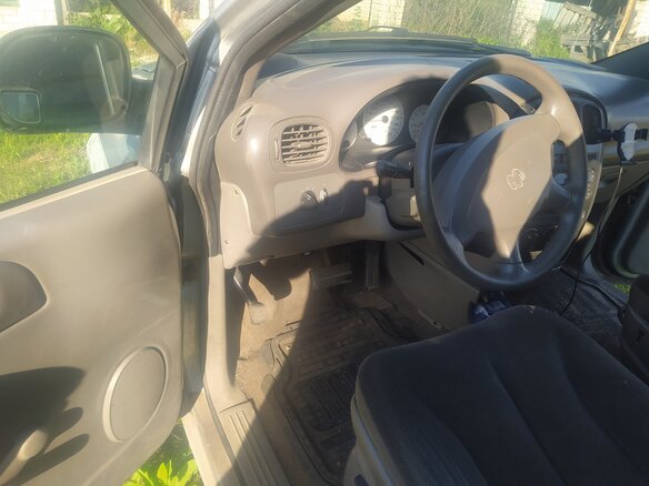 2003 Dodge Caravan 4-speed IV, серый, 400000 рублей - вид 12