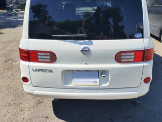 2010 Nissan Lafesta I, белый, 700000 рублей, вид 4