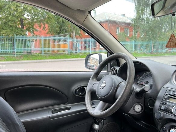 2011 Nissan Micra IV (K13), белый, 490000 рублей - вид 3