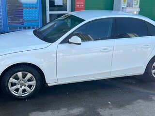 2009 Audi A4 IV (B8), белый, 800000 рублей, вид 5