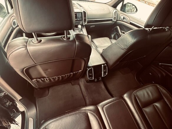 2017 Porsche Cayenne Diesel II Рестайлинг (958), чёрный, 4500000 рублей - вид 11
