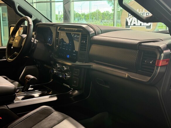 2026 Ford F-150 Raptor SuperCrew Raptor XIV Рестайлинг, чёрный, 16800000 рублей - вид 10