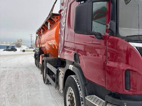 2012 Scania P-series, красный, 2150000 рублей - вид 1