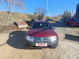 2015 Renault Duster I, красный, 800000 рублей, вид 3