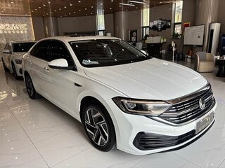 2023 Volkswagen Sagitar III Рестайлинг, белый, 1630000 рублей, вид 3