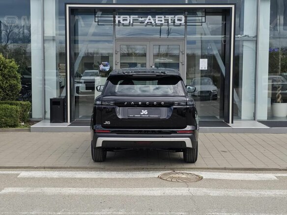 2026 Jaecoo J6, чёрный - вид 3