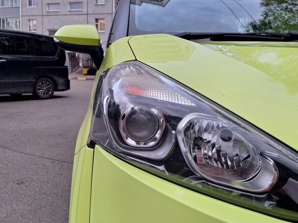 2015 Toyota Sienta II, жёлтый, 1250000 рублей - вид 14