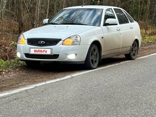 2014 Lada (ВАЗ) Priora I Рестайлинг, белый, 550000 рублей, вид 1