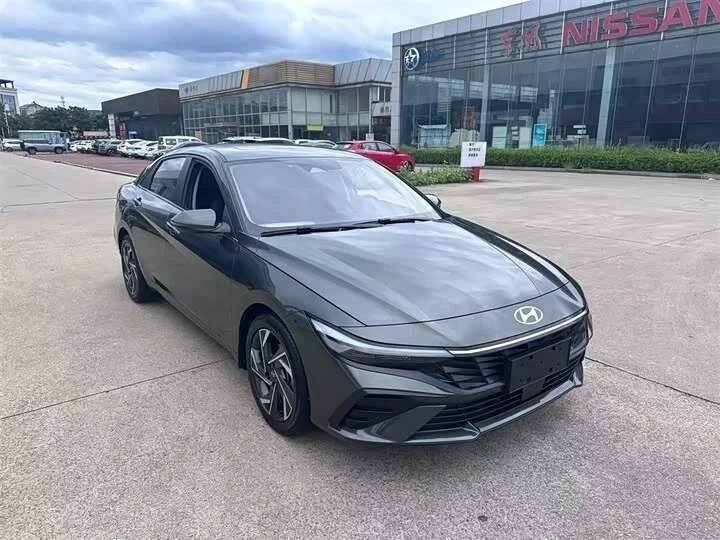 Открыть фотографии: Hyundai Elantra VII (CN7) Рестайлинг