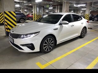 2018 Kia Optima IV Рестайлинг, белый, 1650000 рублей, вид 1