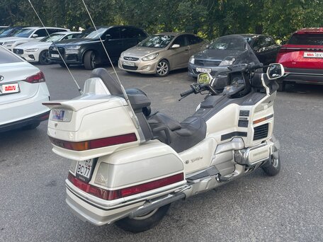1994 Honda GL 1500 Gold Wing, белый, 750000 рублей, вид 2