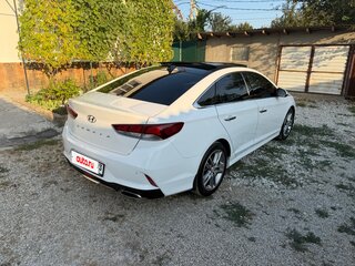 2018 Hyundai Sonata VII (LF) Рестайлинг, белый, 2200000 рублей, вид 5