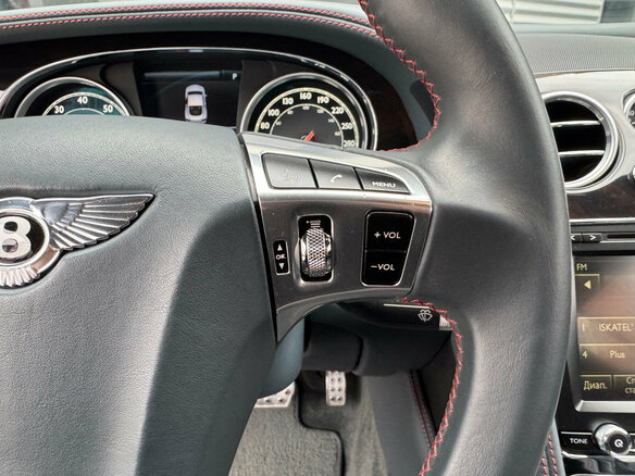 2015 Bentley Continental GT II, красный - вид 17