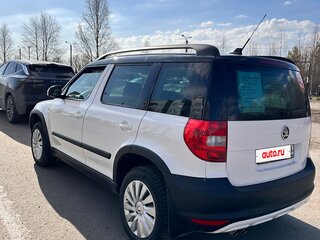 2012 Skoda Yeti I, белый, 1000000 рублей, вид 4