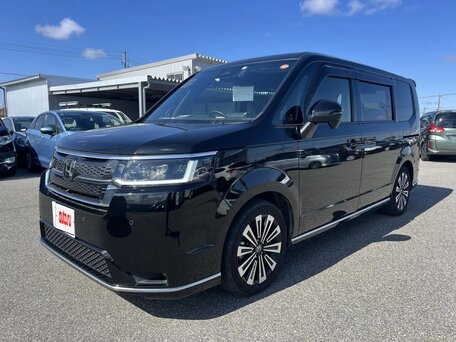 2023 Honda Stepwgn Spada VI, чёрный, 2300000 рублей, вид 1