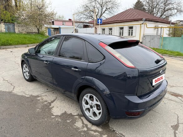 2011 Ford Focus II Рестайлинг, синий, 455000 рублей - вид 4
