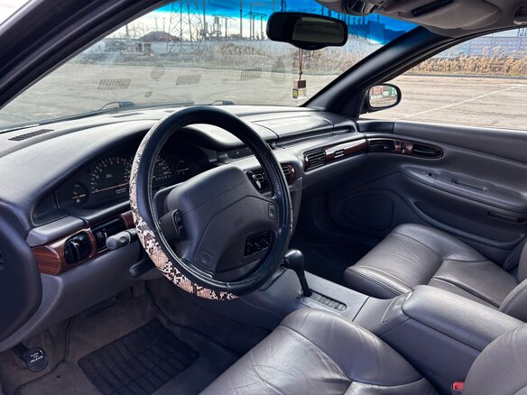 1993 Chrysler Concorde I, чёрный, 950000 рублей - вид 18