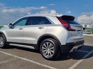 2020 Cadillac XT4 I, серый, 2600000 рублей, вид 4