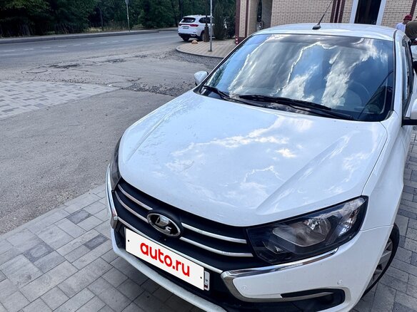 2020 Lada (ВАЗ) Granta I Рестайлинг, белый, 800000 рублей - вид 1