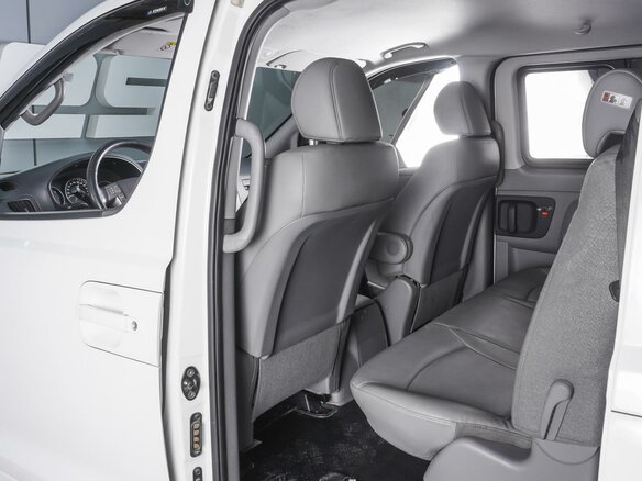 2019 Hyundai Grand Starex I Рестайлинг 2, белый, 3850000 рублей - вид 10