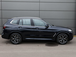 2022 BMW X3 25i xDrive III (G01) Рестайлинг, чёрный, 5998000 рублей, вид 4