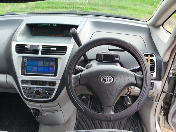 2002 Toyota Opa I, серебристый - вид 11