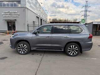 2017 Lexus LX 570 III Рестайлинг 2, серый, 5380000 рублей, вид 5