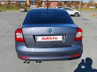 2012 Skoda Octavia II (A5) Рестайлинг, серый, 580000 рублей, вид 4