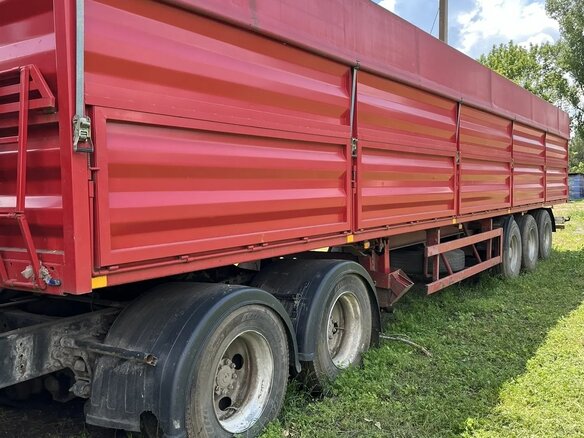 1999 Volvo VNL, красный, 3000000 рублей - вид 4