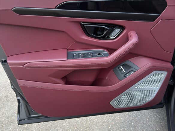 2025 Lamborghini Urus SE I Рестайлинг, серый - вид 12