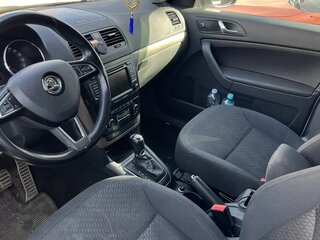 2014 Skoda Yeti I Рестайлинг, белый, 900000 рублей, вид 5