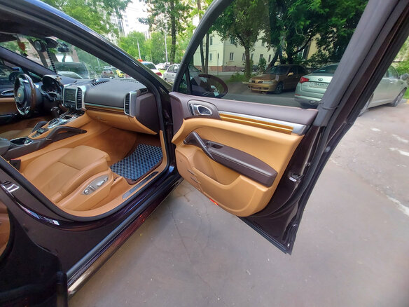 2014 Porsche Cayenne GTS II (958), коричневый, 2750000 рублей - вид 28