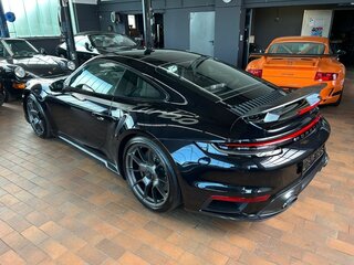 2025 Porsche 911 Turbo S VIII (992), чёрный, 39800000 рублей, вид 3
